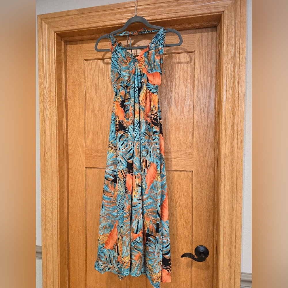 NWT Cupshe tropical abstract halter next maxi dress $45 small Backless summer - Picture 5 of 12